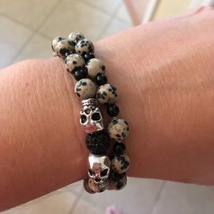 Dalmatian jasper/onyx skull bracelet NWOT